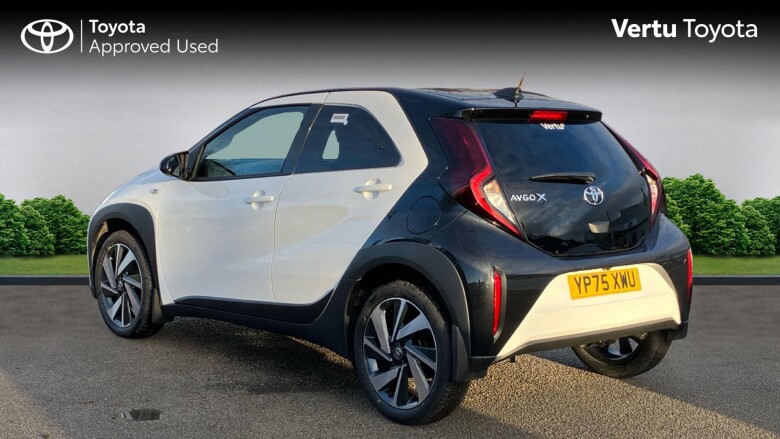 Toyota Aygo X 1.0 VVT-i Edge 5dr Petrol Hatchback